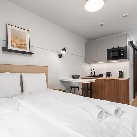 Zgierska 1 By Homeprime Warsaw