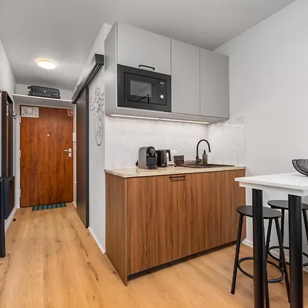 Zgierska 1 By Homeprime *