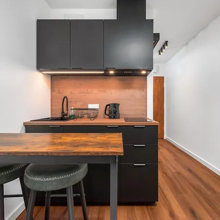 Zgierska 1 By Homeprime