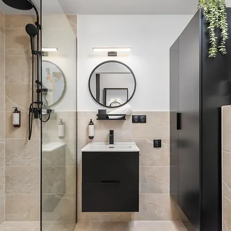 Apartment Zgierska 1 By Homeprime